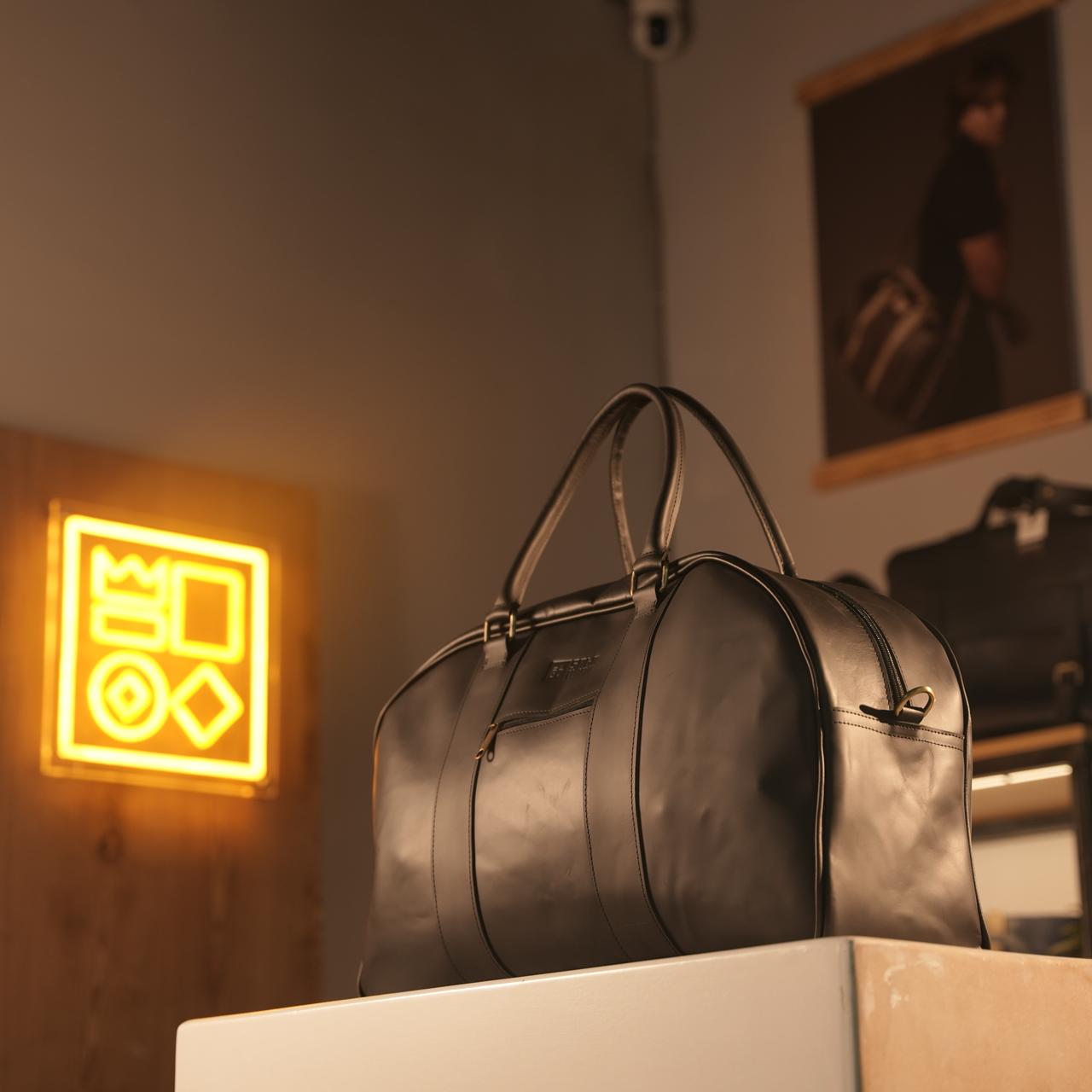 Shersher travel bag 